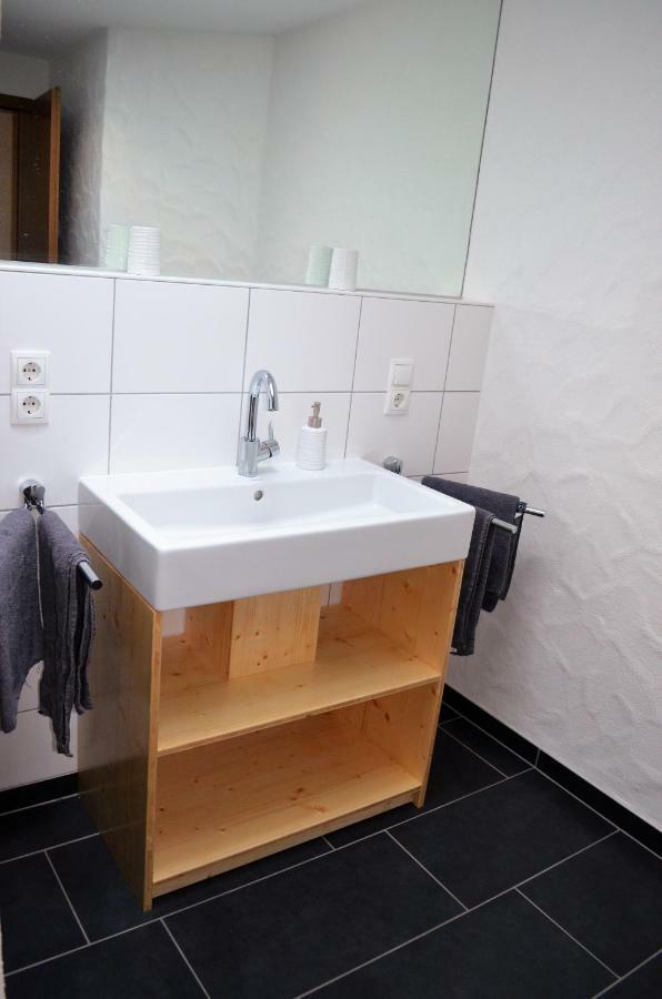 דירות Brucktal Beim Hooch "Schindelloft" מראה חיצוני תמונה